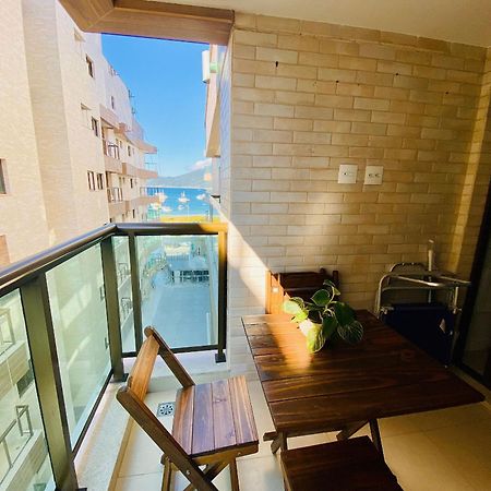 Apartamentos De 2 Quartos Com Piscina Na Praia Dos Anjos Арраял-ду-Кабу Екстер'єр фото