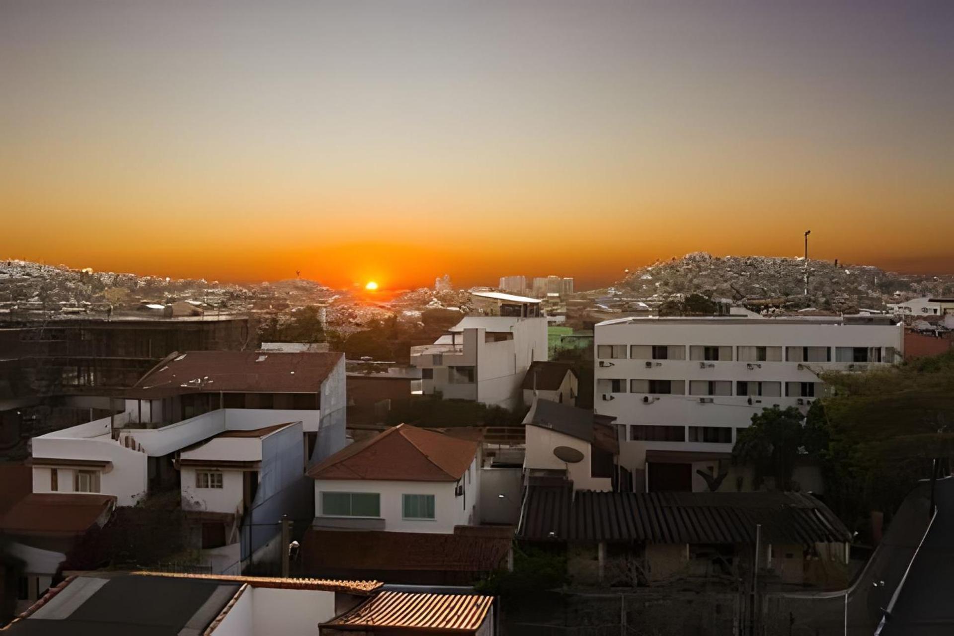 Apartamentos De 2 Quartos Com Piscina Na Praia Dos Anjos Арраял-ду-Кабу Екстер'єр фото