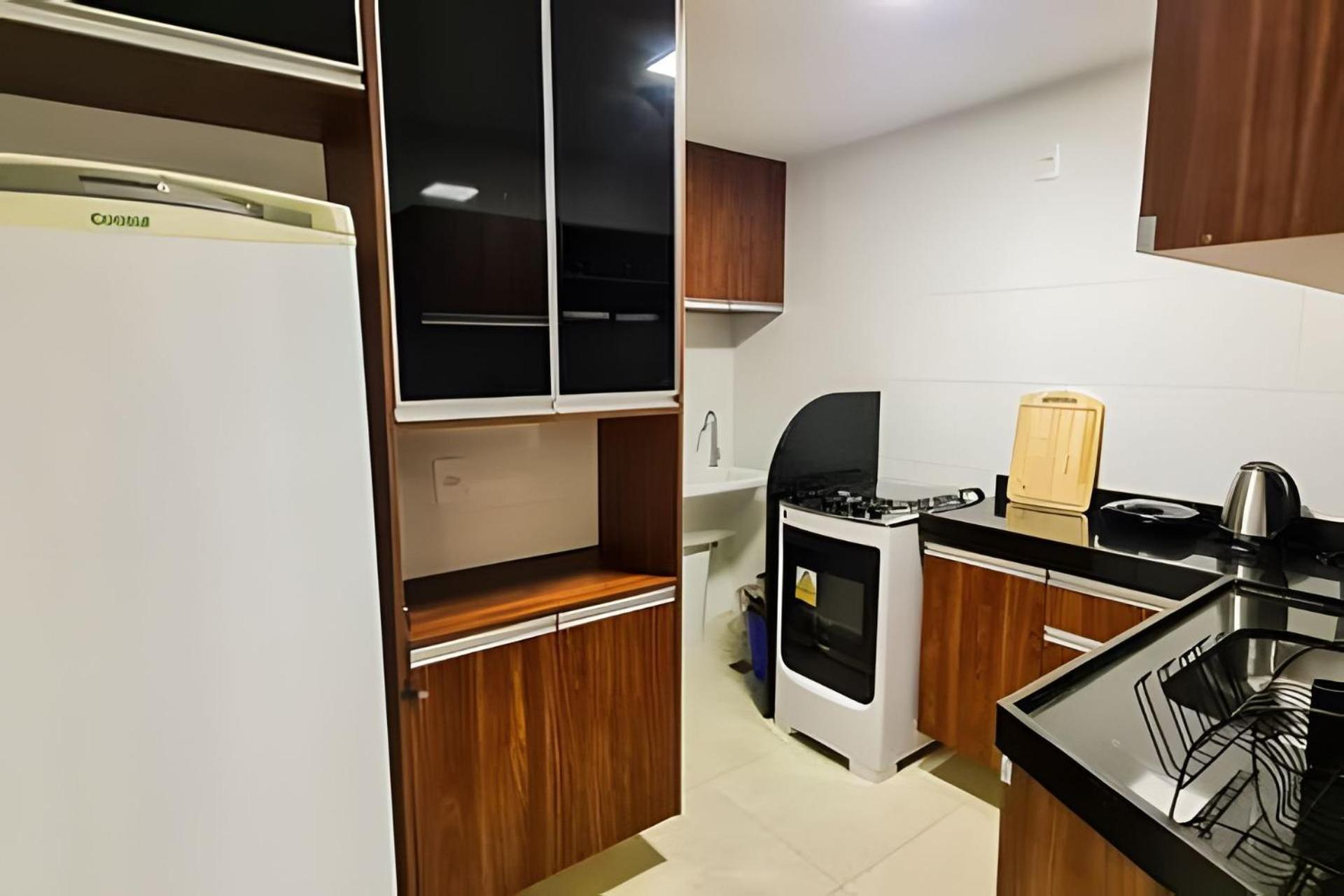 Apartamentos De 2 Quartos Com Piscina Na Praia Dos Anjos Арраял-ду-Кабу Екстер'єр фото