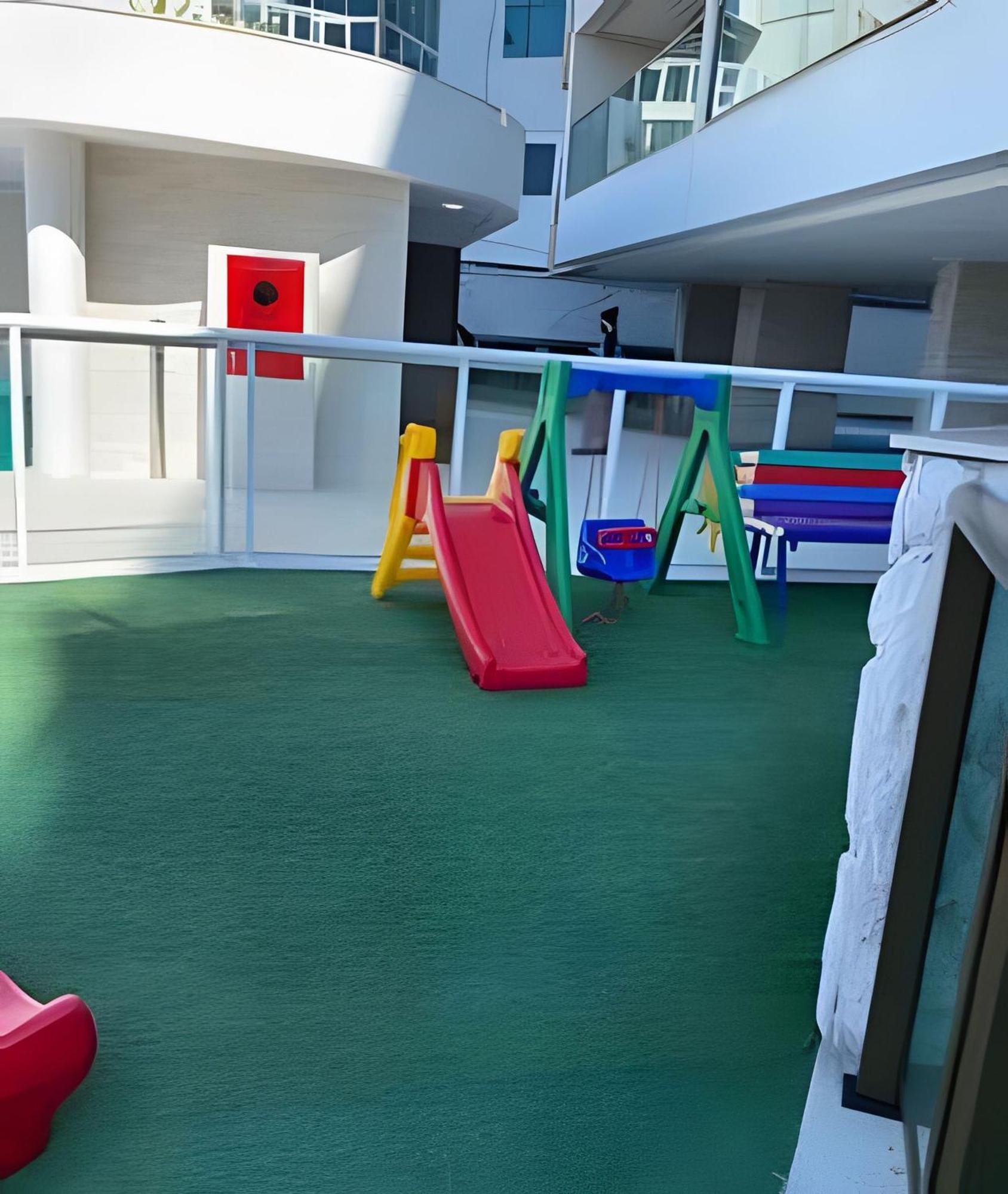 Apartamentos De 2 Quartos Com Piscina Na Praia Dos Anjos Арраял-ду-Кабу Екстер'єр фото