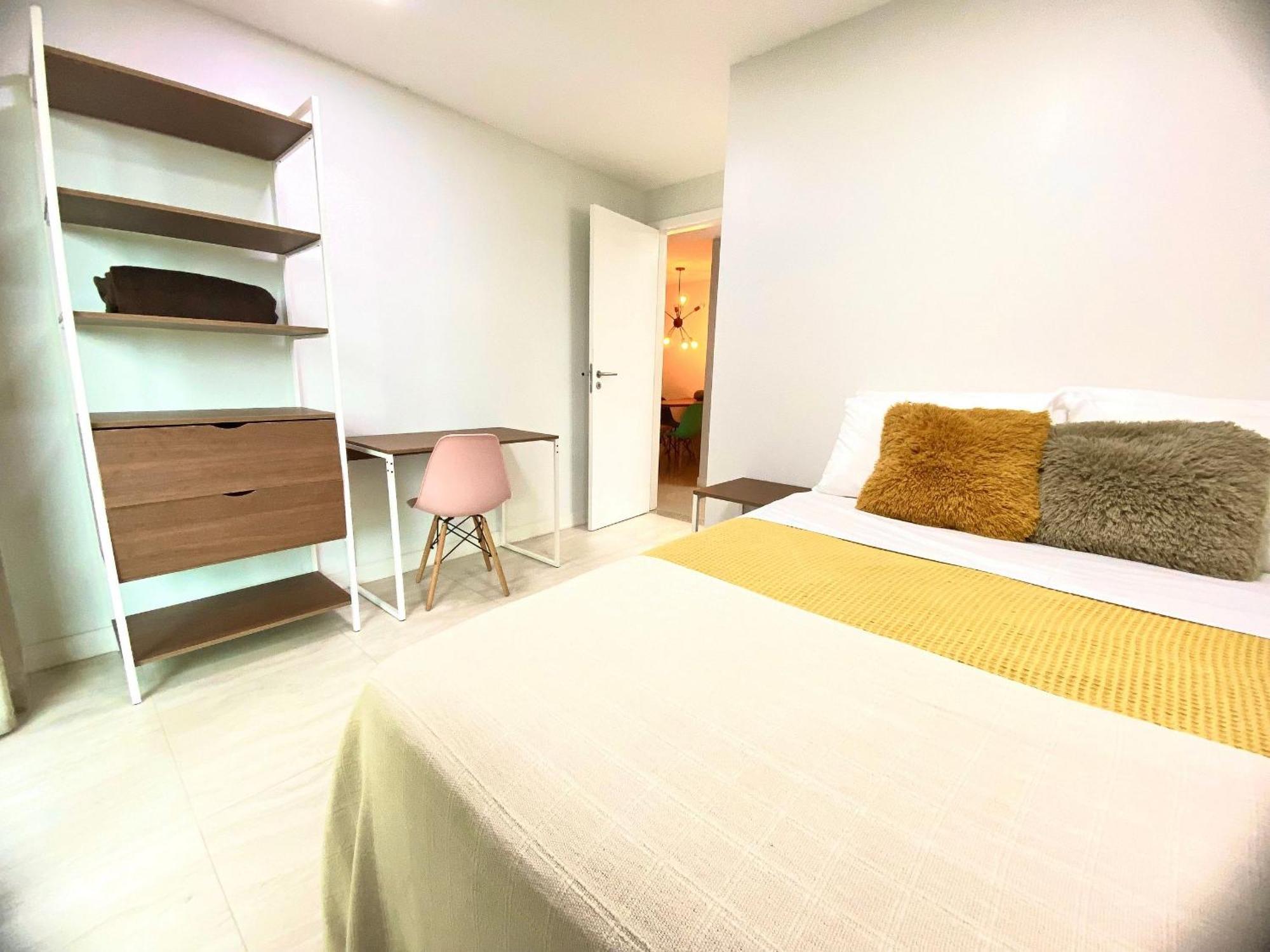 Apartamentos De 2 Quartos Com Piscina Na Praia Dos Anjos Арраял-ду-Кабу Екстер'єр фото