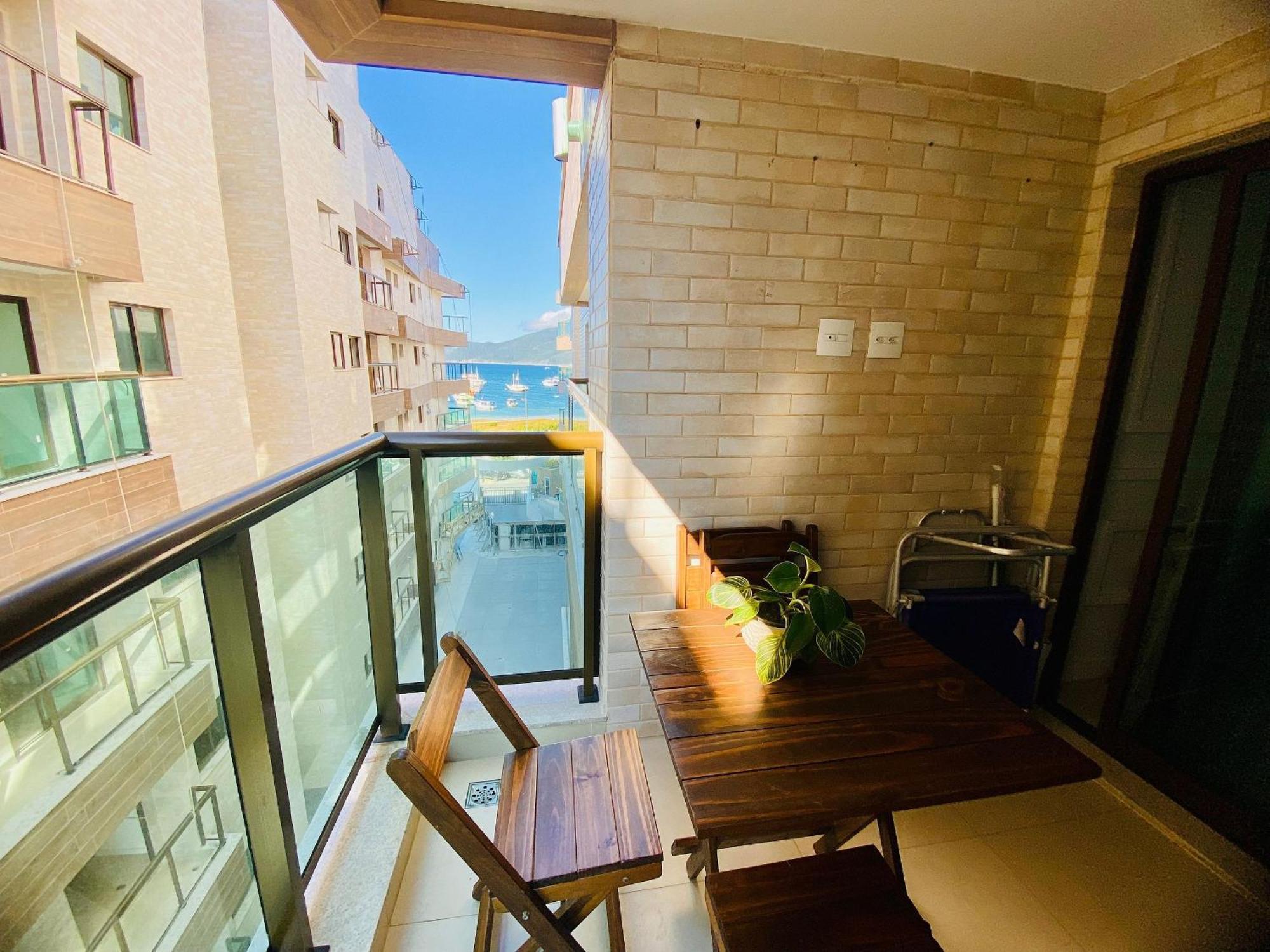 Apartamentos De 2 Quartos Com Piscina Na Praia Dos Anjos Арраял-ду-Кабу Екстер'єр фото